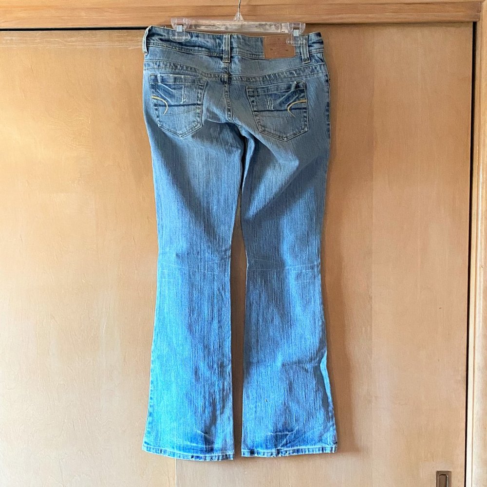 New Sz 4 American Eagle Light Wash Bootcut Jeans - Picture 4 of 5